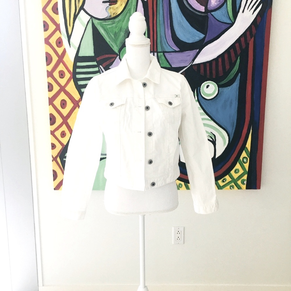 $120 LUCKY BRAND WHITE JEANS JACKET SIZE S